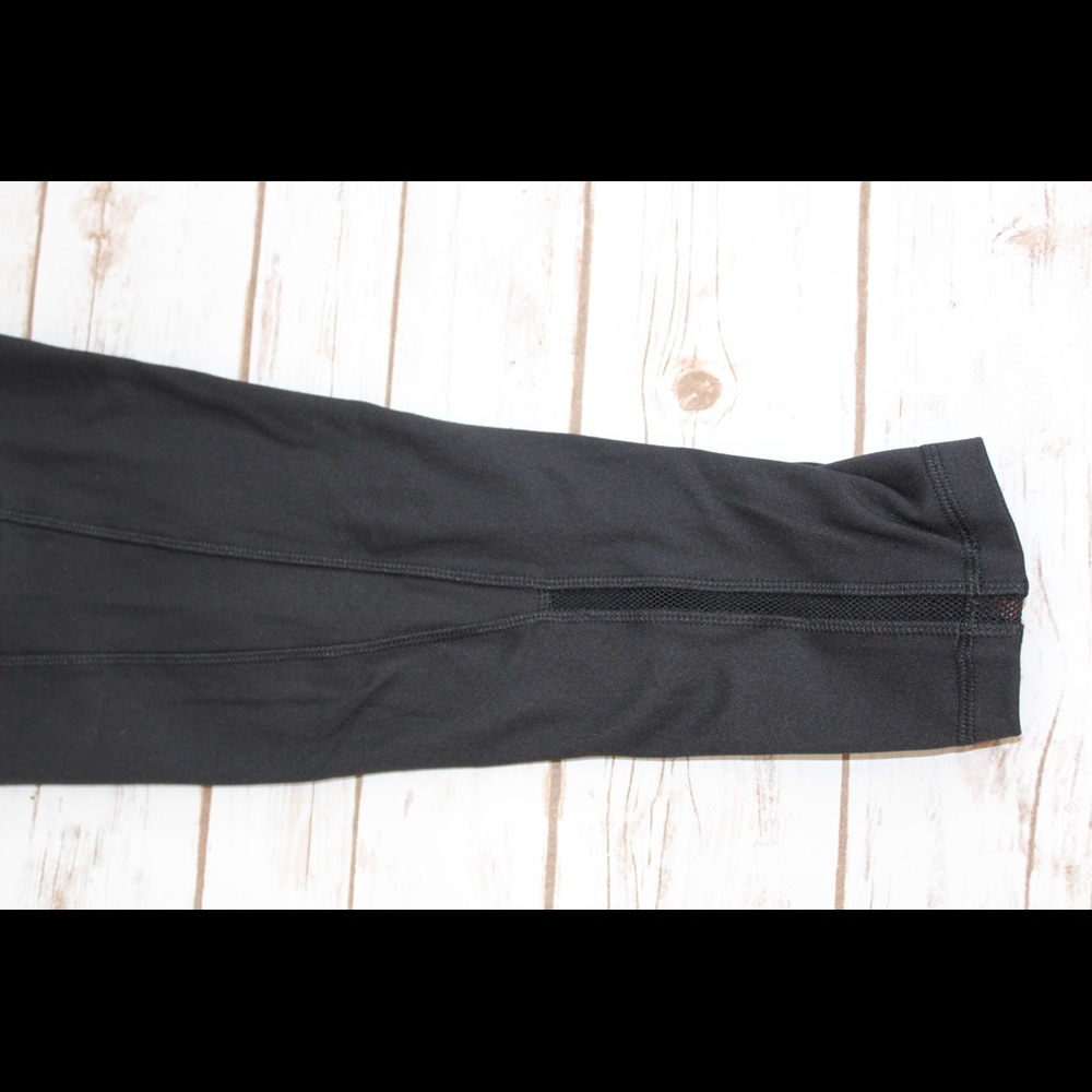 Mono B Plus Size Athletic Capri ‼️2 left ‼️ - Picture 4 of 5